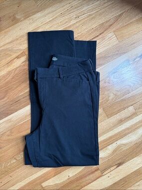 Woman’s Black  Pants 14tall
